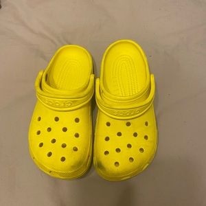womens yellow crocs